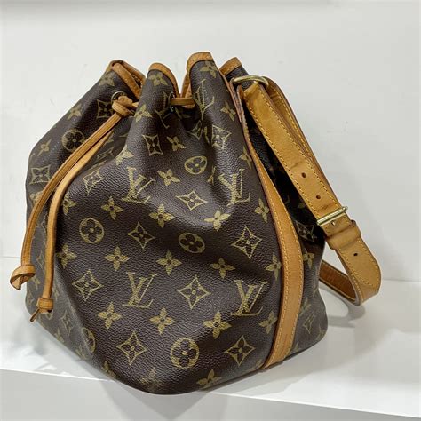 secchiello louis vuitton blu|Louis Vuitton.